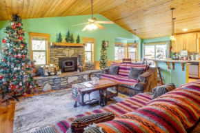 Big Bear Cabin Rental with BBQ 11 Mi to Village!